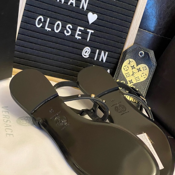 Versace lambskin sandals - Picture 13 of 16